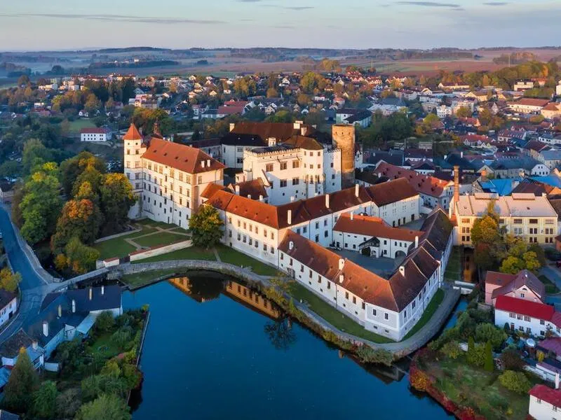 Wellness pobyt pro dva s projížďkou na koních, Frankův Dvůr