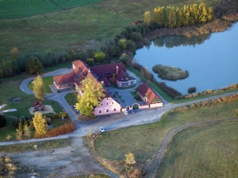 Wellness pobyt pro dva s projížďkou na koních, Frankův Dvůr