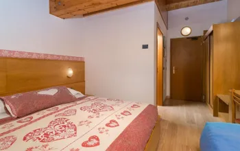 6denní zájezd s dopravou, polopenzí a skipasem v ceně – hotel Panorama