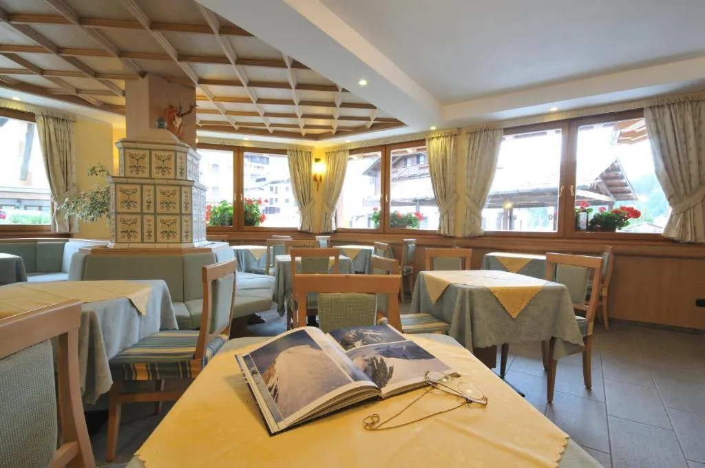 6denní zájezd s dopravou, polopenzí a skipasem v ceně – Parkhotel Valfurva