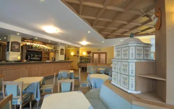 6denní zájezd s dopravou, polopenzí a skipasem v ceně – Parkhotel Valfurva