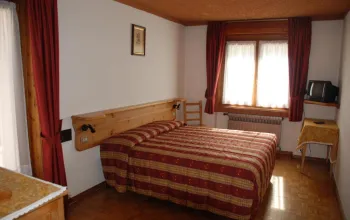 6denní zájezd s dopravou, polopenzí a skipasem v ceně – Parkhotel Valfurva