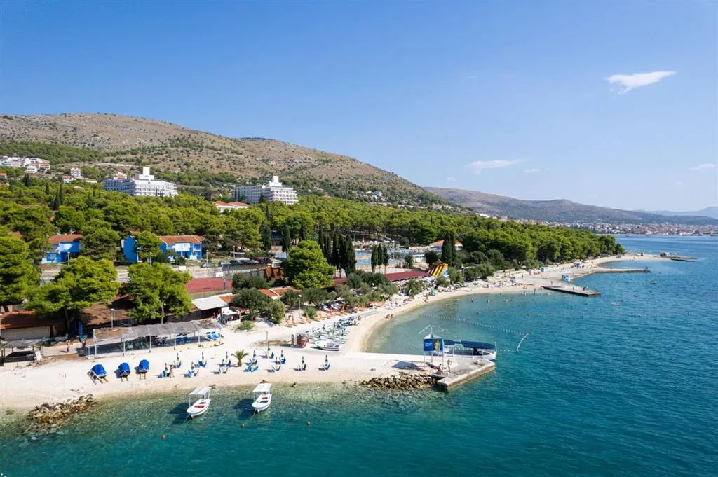 Zkrácená dovolená s dopravou a polopenzí v hotelu Medena