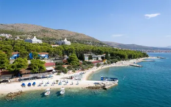 Zkrácená dovolená s dopravou a polopenzí v hotelu Medena