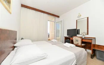Zkrácená dovolená s dopravou a polopenzí v hotelu Medena