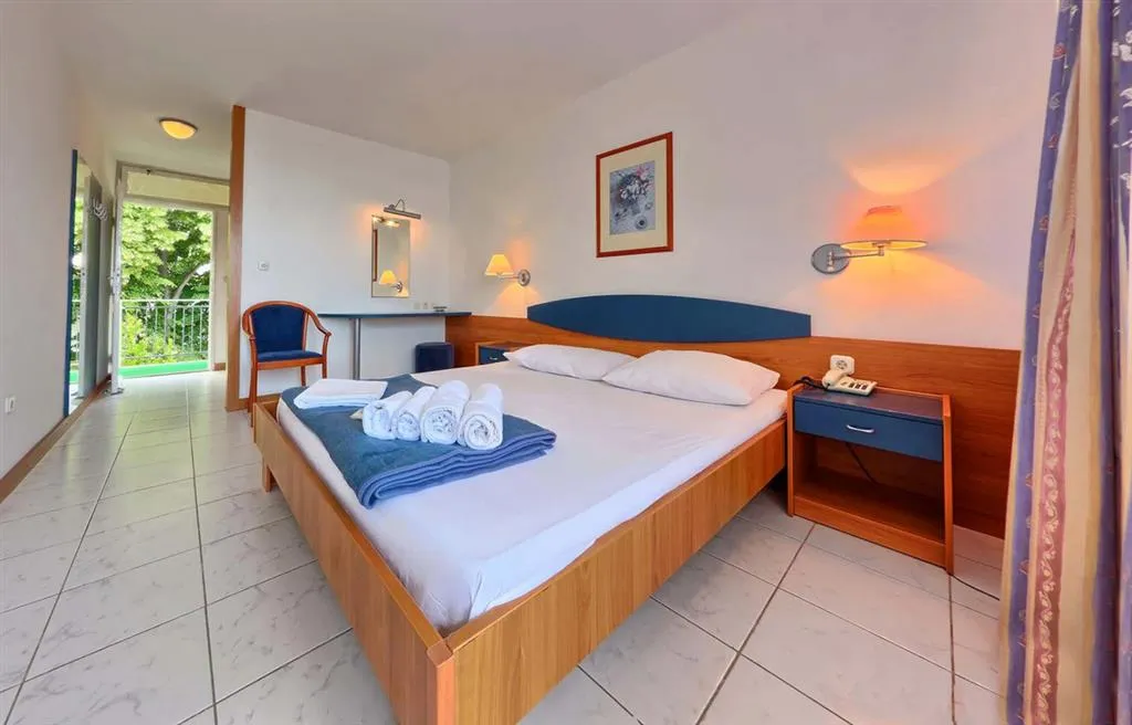 Resnik s All inclusive (depandance)