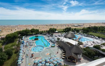 Aparthotel Holiday