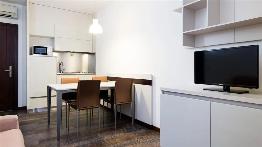 Aparthotel Holiday