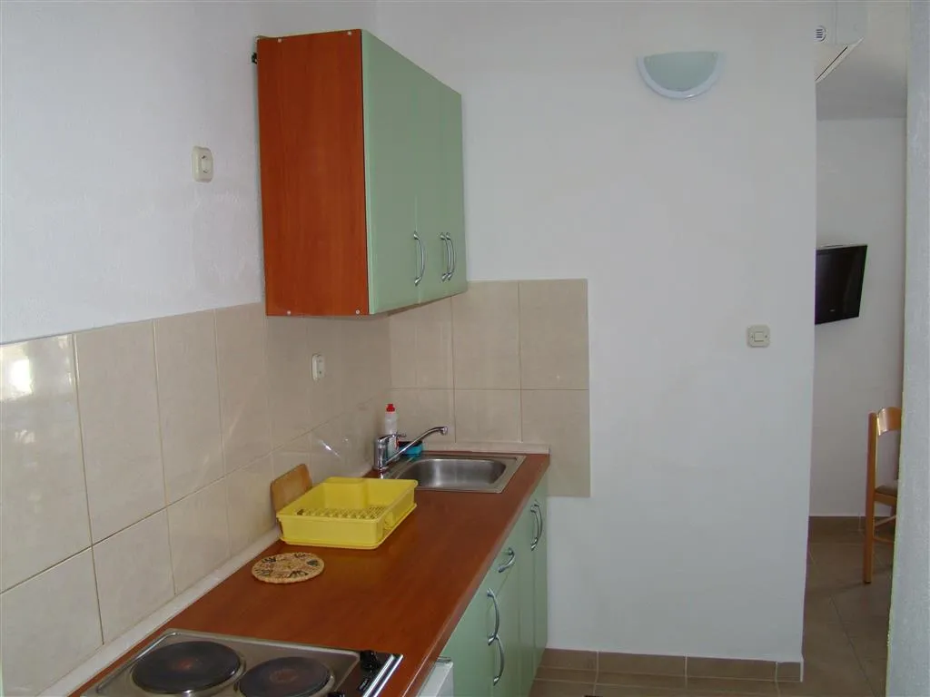 Villa Tina (apartmány s vlastním stravováním)