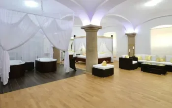 Pivní lázně Klášter s večeří v restauraci Skála
