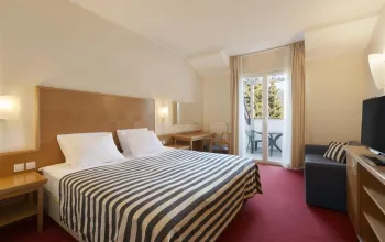 Ramada Hotel & Suites