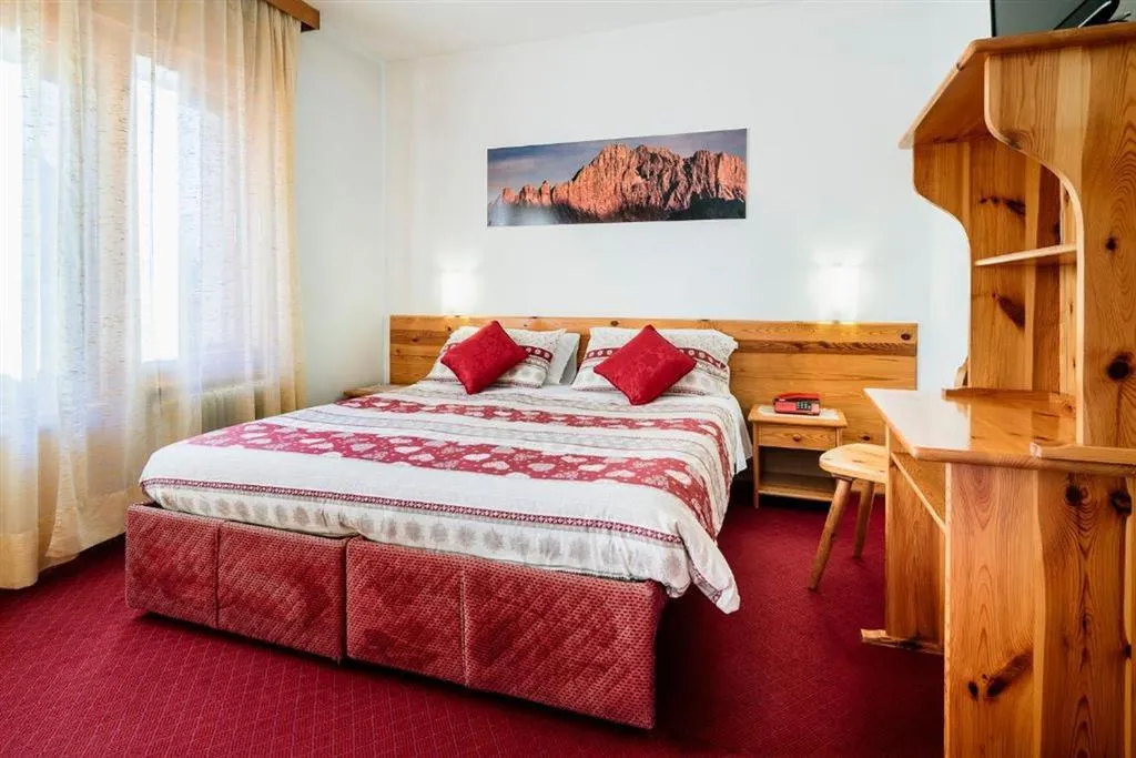 5denní zájezd s dopravou, polopenzí a skipasem v ceně – hotel Coldai