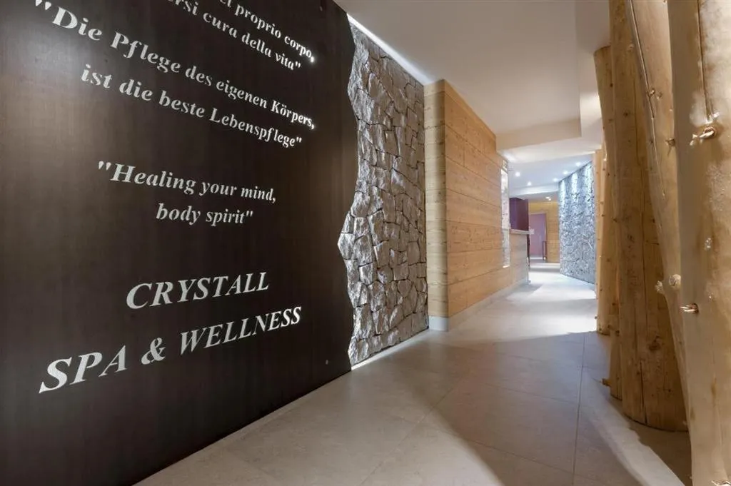 5denní zájezd s dopravou, polopenzí a skipasem v ceně – hotel Eden