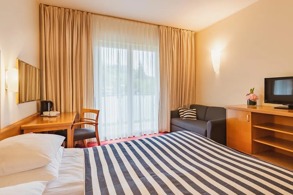Ramada Hotel & Suites (se skipasem)