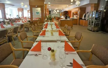 Hotel Kompas (se skipasem)