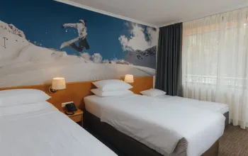 Hotel Kompas (se skipasem)