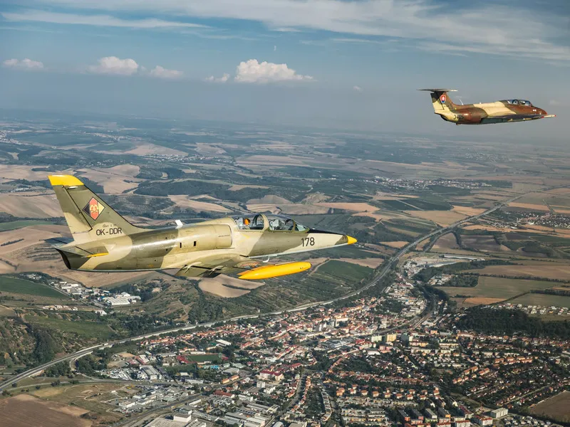 Zážitkový let stíhačkou L-29 Delfín
