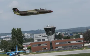 Zážitkový let stíhačkou L-29 Delfín