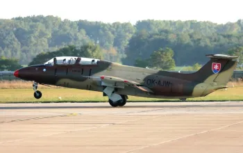 Zážitkový let stíhačkou L-29 Delfín