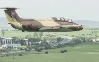 Zážitkový let stíhačkou L-29 Delfín