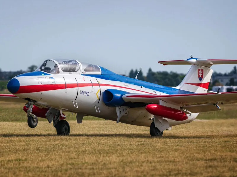 Zážitkový let stíhačkou L-29 Delfín