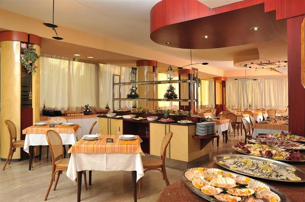 Hotel Ausonia