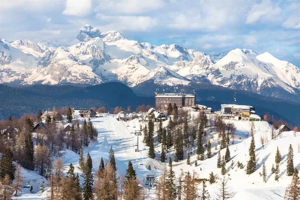 Hotel Rikli Balance - lyžařský balíček s denním přejezdem, bazény a polopenzí v ceně
