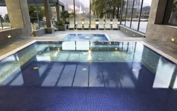 Hotel Rikli Balance - lyžařský balíček s denním přejezdem, bazény a polopenzí v ceně
