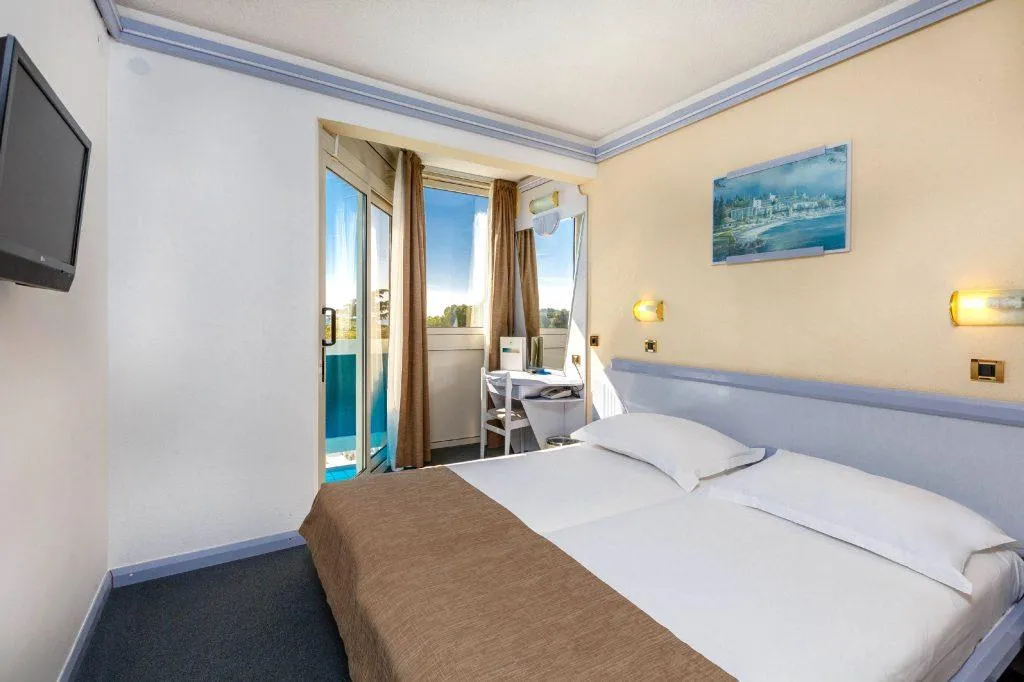 Hotel Plavi