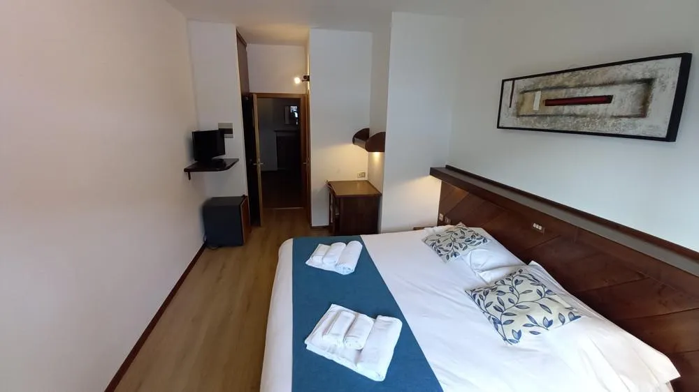 5denní zájezd (denní přejezd) s dopravou, polopenzí a skipasem v ceně – hotel Comelico