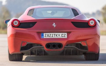 Jízda ve Ferrari na Moravě – dárek a zážitek