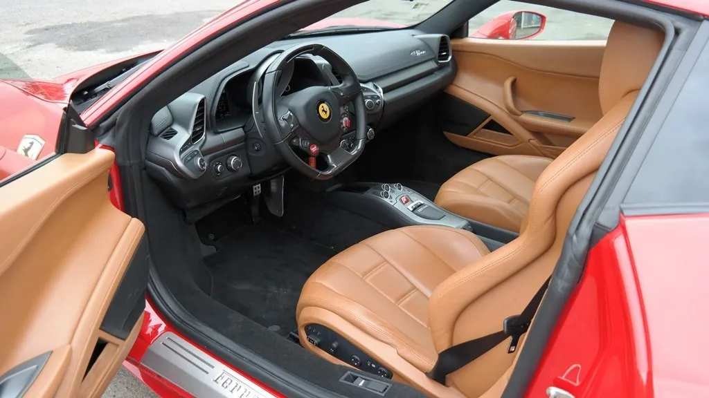 Jízda ve Ferrari na Moravě