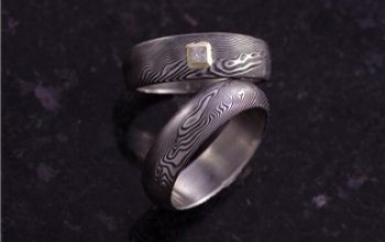 KREDUM® Hynek Kalista Dámský kovaný prsten Damasteel Prima 2mm diamant - velikost 61 - KS1009-61