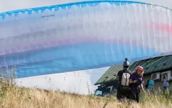Tandemový paragliding - akrobatický let